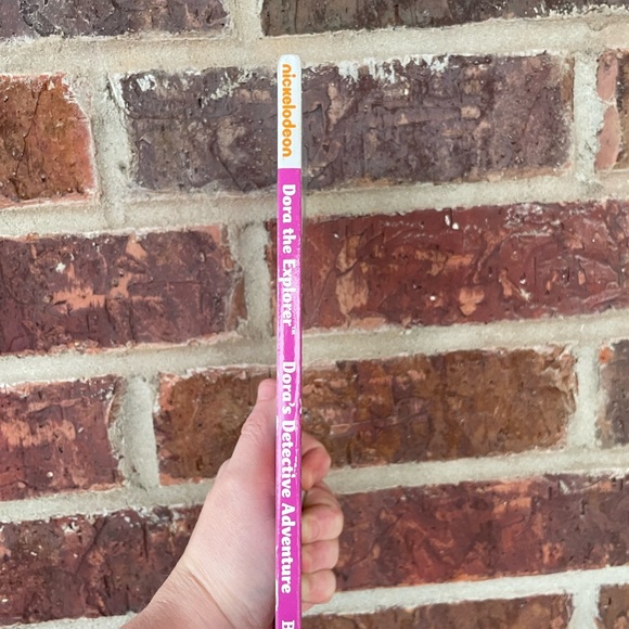 Little Kid’s Dora’s Detective Adventure Board Book Dora The Explorer - Picture 2 of 7